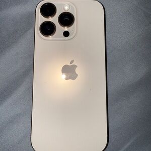iPhone 16 pro 512 GB WITH TikTok.
Desert color
Perfect condition